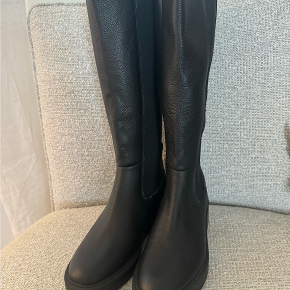Dolce Vita H2O waterproof Women's Black Knee-High Boots size 7.5 - Picture 4 of 10